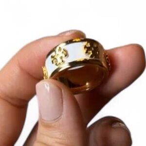 ~Tory Burch Enamel Raised Logo Ring size 7~
